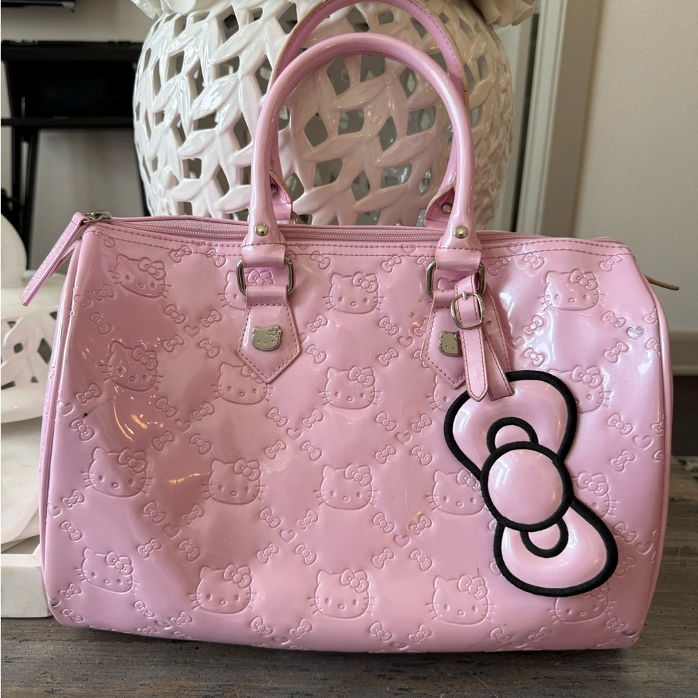 Hello Kitty Glossy Pink Satchel